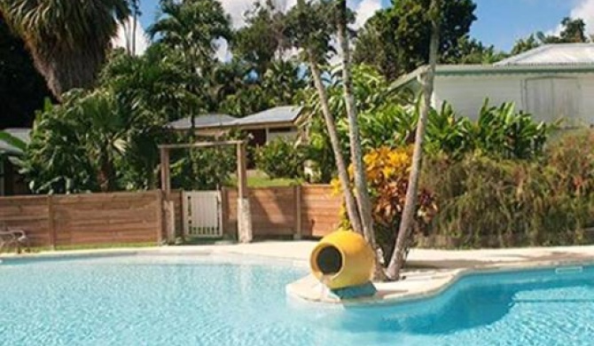 Bungalow d'une chambre avec piscine partagee jardin amenage et wifi a Petit Bourg
