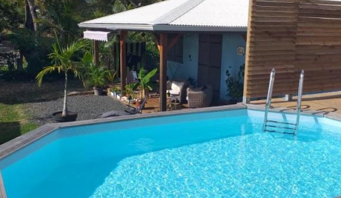 Bungalow d'une chambre avec piscine partagee jardin amenage et wifi a Saint Francois
