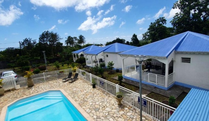 Bungalow d'une chambre avec piscine partagee jardin clos et wifi a Capesterre Belle Eau