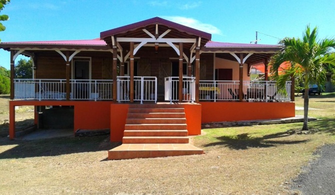 Maison de 3 chambres avec jardin clos et wifi a Anse Bertrand a 7 km de la plage