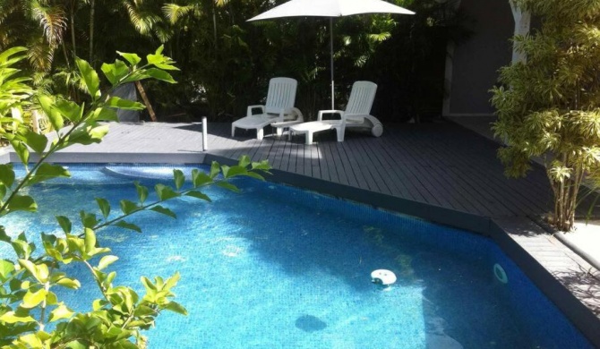 Nogent Sainte-rose: Villa avec piscine privée