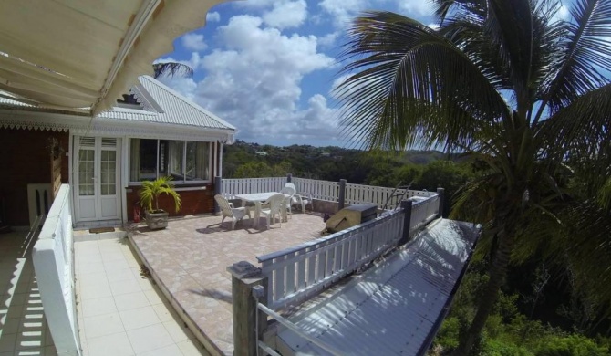 Studio avec terrasse amenagee et wifi a Le Gosier a 3 km de la plage