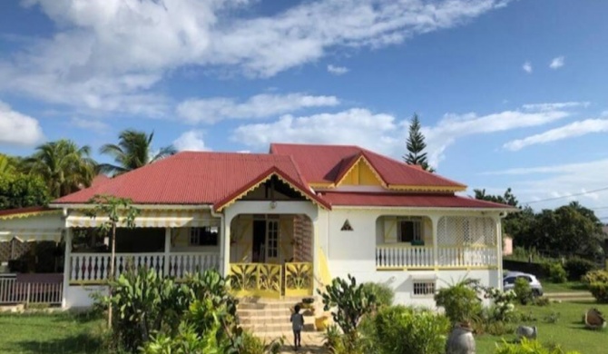 Superbe bungalow de 3 cac entre plage et montagne!