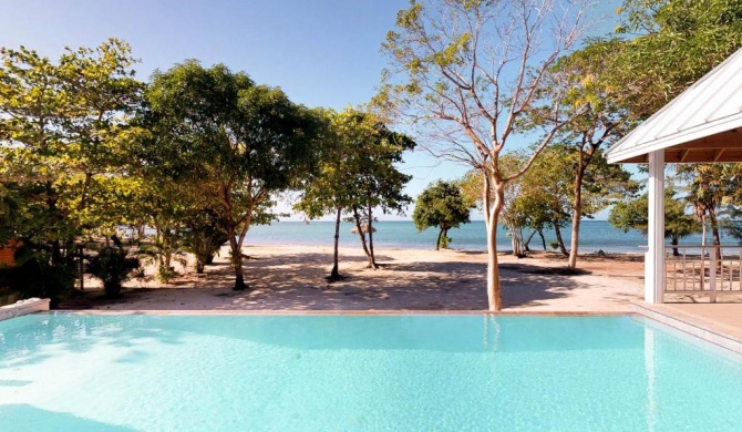 Private beachfront paradise Palmetto Bay