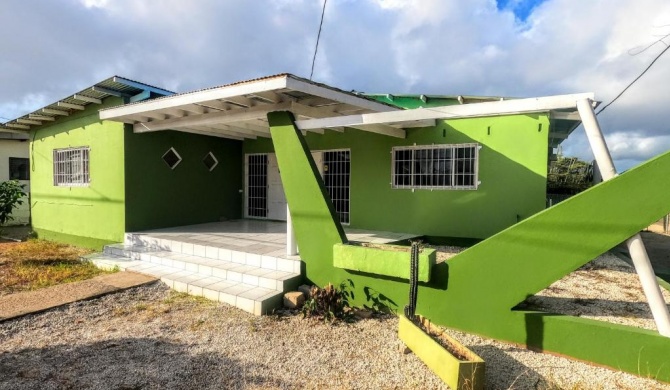 Traditional Aruban Home close to Surfside Beach