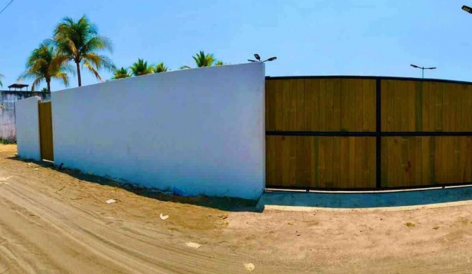 Bella casa de playa 1, junto al mar, con piscina.