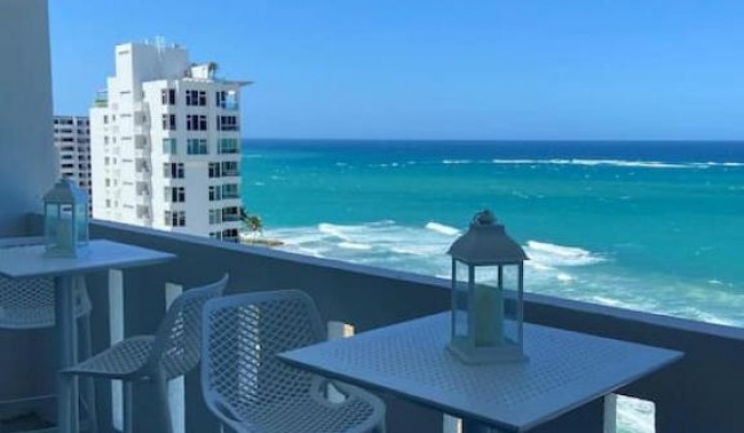 KASA Blue Ocean - 2 bed 2 bath for 4 OCEAN VIEW BALCONY BEACHFRONT CONDO POOL