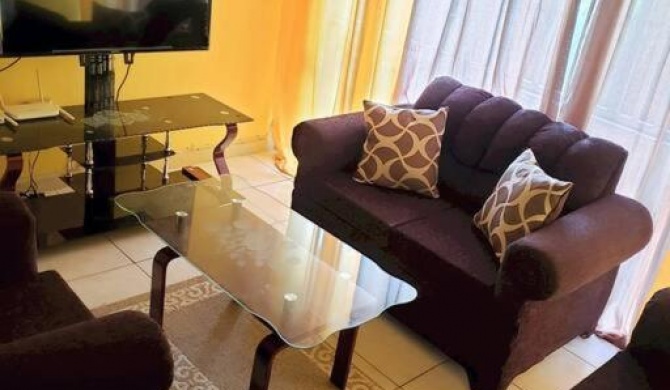 Lovely 2 Bedroom Apartment with WIFI II Centrally located in New Kingston II Master Bedroom AC only