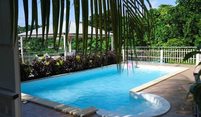 Appartement de 2 chambres avec vue sur la mer piscine partagee et terrasse amenagee a Sainte Luce a 4 km de la plage