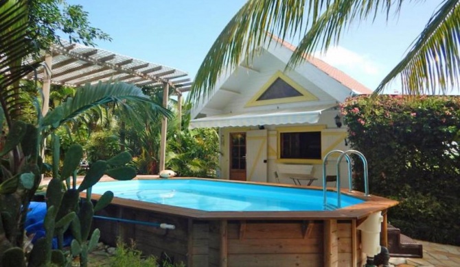 Chalet d'une chambre a Le Vauclin a 150 m de la plage avec piscine privee jardin clos et wifi