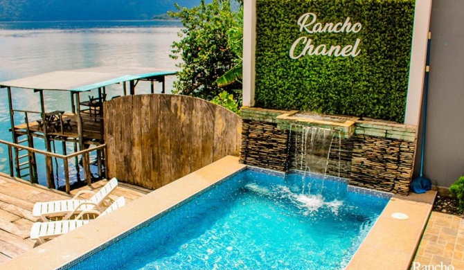 Rancho Chanel Acogedora casa en Lago de Coatepeque
