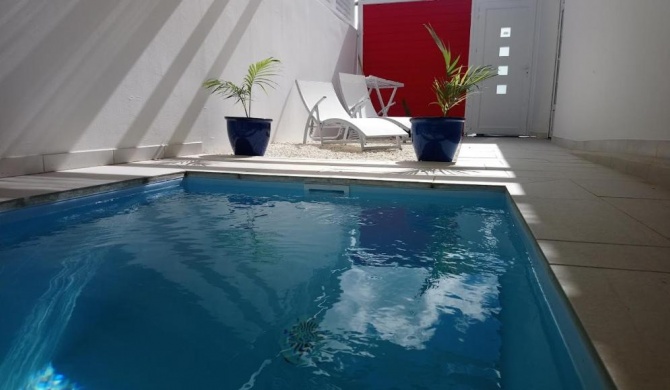 Gite Grenadille Martinique piscine privée, résidence naturiste