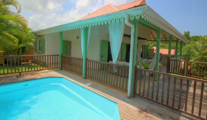 Villa avec piscine MQTI14