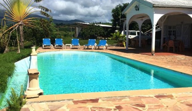 Villa de 3 chambres avec vue sur la mer piscine privee et jardin clos a Le Carbet a 2 km de la plage