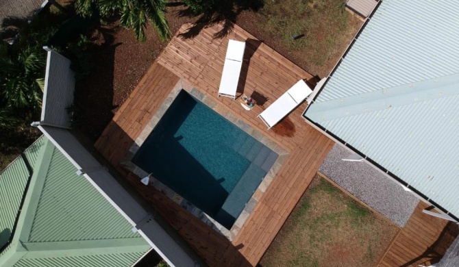 Villa Zanzibar - 4 ch, portes du nord Caraïbe, piscine, plage sable noir à pied